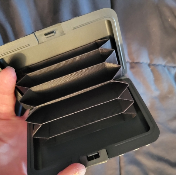 NWT zebra print armored wallet credit card case - Picture 4 of 4